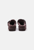 EVELINA CLOGS
