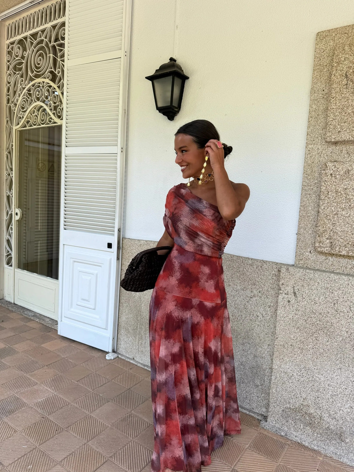 Azahara | Red Dress